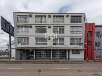 Depósito/Pavilhão à venda com 2.203m², 30 vagas no bairro São João em Porto Alegre - Foto 3