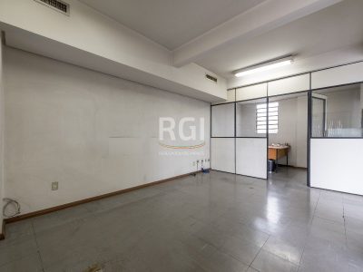 Depósito/Pavilhão à venda com 2.203m², 30 vagas no bairro São João em Porto Alegre - Foto 18