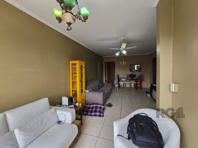 Apartamento à venda com 86m², 3 quartos, 1 suíte, 1 vaga no bairro Tristeza em Porto Alegre - Foto 11