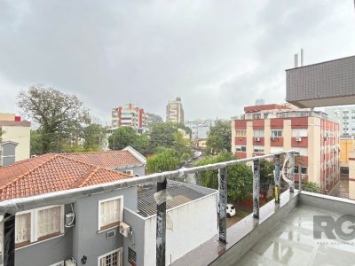 Apartamento à venda com 100m², 3 quartos, 1 suíte, 2 vagas no bairro Menino Deus em Porto Alegre - Foto 12