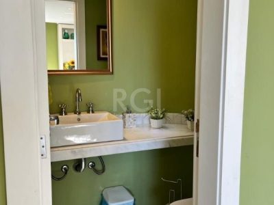 Apartamento à venda com 125m², 3 quartos, 1 suíte, 2 vagas no bairro Auxiliadora em Porto Alegre - Foto 8