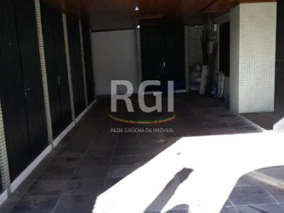 Cobertura à venda com 368m², 4 quartos, 2 suítes, 4 vagas no bairro Jardim Lindóia em Porto Alegre - Foto 6