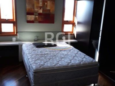 Cobertura à venda com 368m², 4 quartos, 2 suítes, 4 vagas no bairro Jardim Lindóia em Porto Alegre - Foto 17