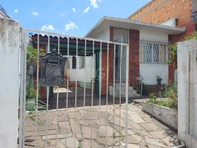 Casa à venda com 66m², 2 quartos, 2 vagas no bairro Santa Tereza em Porto Alegre - Foto 2