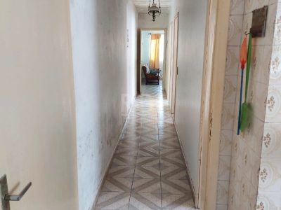 Casa à venda com 66m², 2 quartos, 2 vagas no bairro Santa Tereza em Porto Alegre - Foto 14