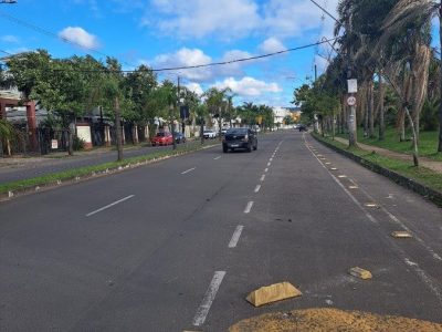 Casa à venda com 200m², 3 quartos, 1 suíte, 4 vagas no bairro Sarandi em Porto Alegre - Foto 28