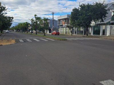 Casa à venda com 200m², 3 quartos, 1 suíte, 4 vagas no bairro Sarandi em Porto Alegre - Foto 27