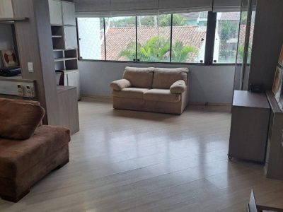 Casa à venda com 200m², 3 quartos, 1 suíte, 4 vagas no bairro Sarandi em Porto Alegre - Foto 15