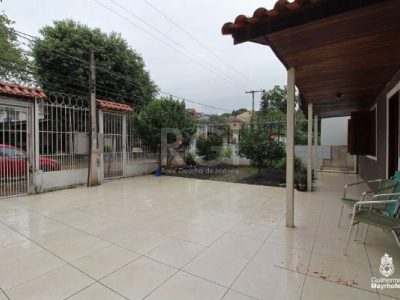 Casa à venda com 295m², 4 quartos, 1 suíte, 6 vagas no bairro Tristeza em Porto Alegre - Foto 5