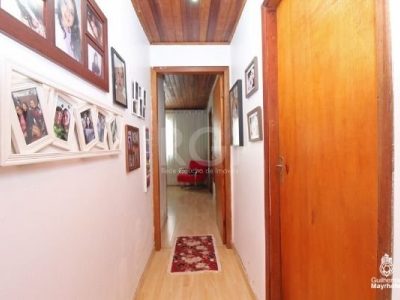 Casa à venda com 295m², 4 quartos, 1 suíte, 6 vagas no bairro Tristeza em Porto Alegre - Foto 10