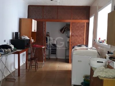 Casa à venda com 350m², 2 quartos, 3 vagas no bairro Vila Ipiranga em Porto Alegre - Foto 3