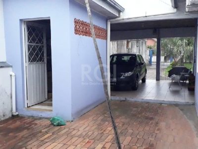 Casa à venda com 350m², 2 quartos, 3 vagas no bairro Vila Ipiranga em Porto Alegre - Foto 9