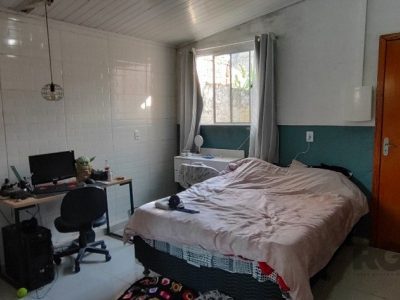 Casa à venda com 130m², 5 quartos, 2 suítes no bairro Cristal em Porto Alegre - Foto 16