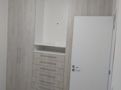 Apartamento à venda com 86m², 2 quartos, 1 suíte, 2 vagas no bairro Santo Antônio em Porto Alegre - Foto 4