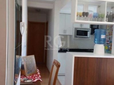 Apartamento à venda com 67m², 3 quartos, 1 suíte, 1 vaga no bairro Partenon em Porto Alegre - Foto 4