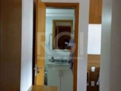 Apartamento à venda com 67m², 3 quartos, 1 suíte, 1 vaga no bairro Partenon em Porto Alegre - Foto 8