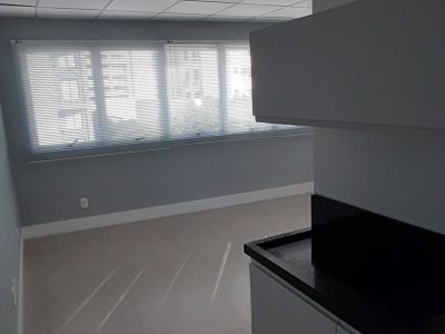 Conjunto/Sala à venda com 72m², 2 vagas no bairro Menino Deus em Porto Alegre - Foto 5