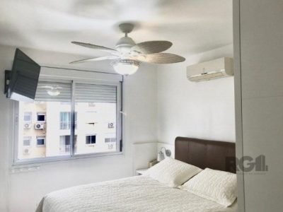 Apartamento à venda com 74m², 3 quartos, 1 suíte, 1 vaga no bairro Passo d'Areia em Porto Alegre - Foto 3