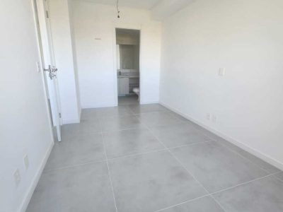 Apartamento à venda com 74m², 2 quartos, 1 suíte, 2 vagas no bairro Petrópolis em Porto Alegre - Foto 28