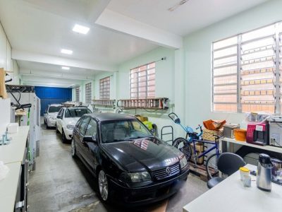 Depósito/Pavilhão à venda com 580m², 6 vagas no bairro Navegantes em Porto Alegre - Foto 9