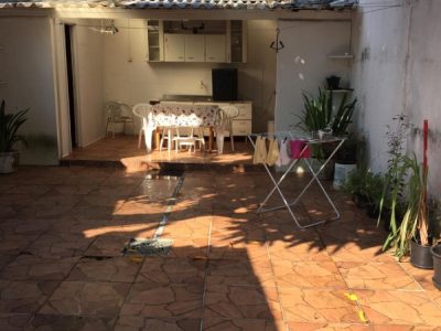 Casa à venda com 80m², 3 quartos no bairro Medianeira em Porto Alegre - Foto 12