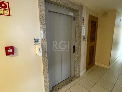 Apartamento à venda com 68m², 3 quartos, 1 suíte, 1 vaga no bairro Jardim Carvalho em Porto Alegre - Foto 22