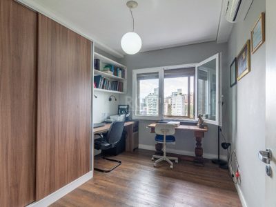 Apartamento à venda com 106m², 3 quartos, 1 suíte, 2 vagas no bairro Rio Branco em Porto Alegre - Foto 17