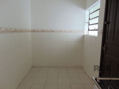 Casa à venda com 84m², 2 quartos, 2 vagas no bairro Jardim Botânico em Porto Alegre - Foto 12