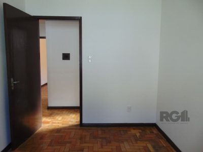 Casa à venda com 84m², 2 quartos, 2 vagas no bairro Jardim Botânico em Porto Alegre - Foto 5