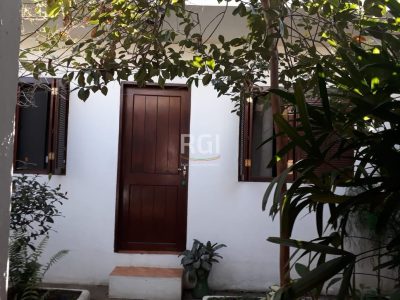 Casa à venda com 200m², 3 quartos, 1 suíte, 1 vaga no bairro Santana em Porto Alegre - Foto 24