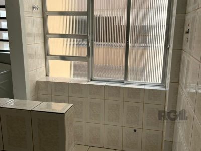 Apartamento à venda com 69m², 2 quartos, 1 vaga no bairro Medianeira em Porto Alegre - Foto 14