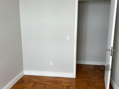 Apartamento à venda com 69m², 2 quartos, 1 vaga no bairro Medianeira em Porto Alegre - Foto 21