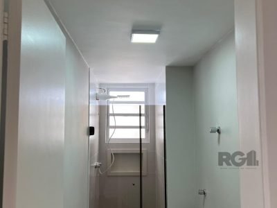 Apartamento à venda com 69m², 2 quartos, 1 vaga no bairro Medianeira em Porto Alegre - Foto 17