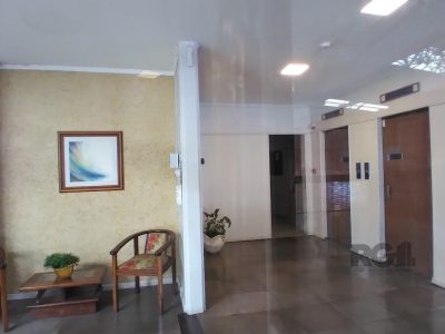 Apartamento à venda com 42m², 1 quarto, 1 vaga no bairro Centro Histórico em Porto Alegre - Foto 3