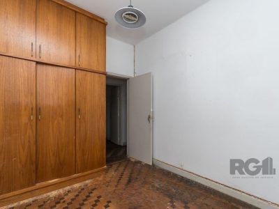 Casa à venda com 169m², 4 quartos, 3 vagas no bairro Medianeira em Porto Alegre - Foto 19