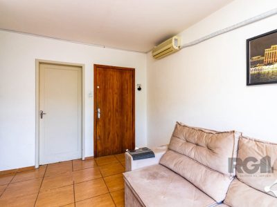 Apartamento à venda com 63m², 3 quartos, 1 vaga no bairro Cristal em Porto Alegre - Foto 3