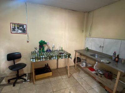 Casa à venda com 300m², 2 quartos, 2 vagas no bairro Partenon em Porto Alegre - Foto 27