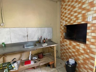 Casa à venda com 300m², 2 quartos, 2 vagas no bairro Partenon em Porto Alegre - Foto 28