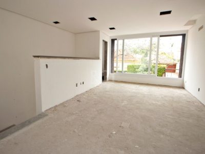 Casa à venda com 203m², 3 quartos, 1 suíte, 4 vagas no bairro Higienópolis em Porto Alegre - Foto 10