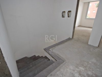 Casa à venda com 203m², 3 quartos, 1 suíte, 4 vagas no bairro Higienópolis em Porto Alegre - Foto 15