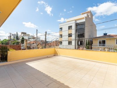 Casa à venda com 234m², 3 quartos, 1 suíte, 3 vagas no bairro Petrópolis em Porto Alegre - Foto 55