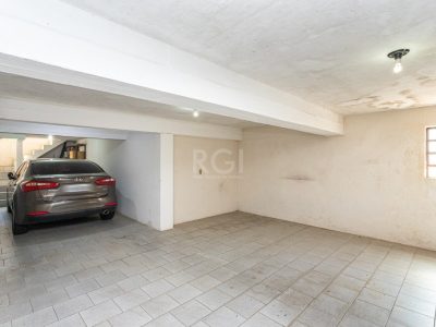 Casa à venda com 234m², 3 quartos, 1 suíte, 3 vagas no bairro Petrópolis em Porto Alegre - Foto 61