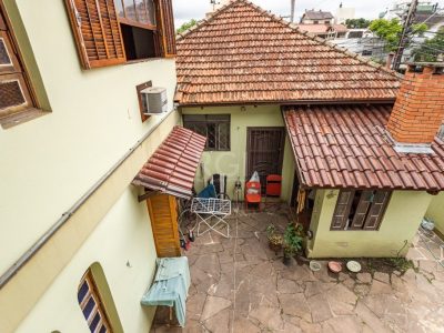 Casa à venda com 197m², 5 quartos, 1 suíte, 2 vagas no bairro Jardim Botânico em Porto Alegre - Foto 39