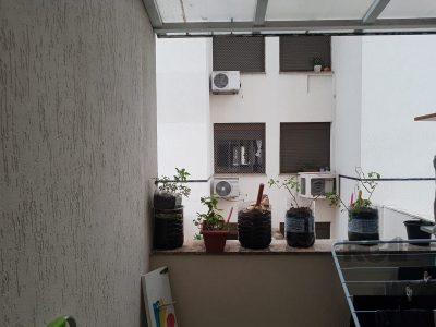 Apartamento à venda com 79m², 2 quartos, 1 suíte, 1 vaga no bairro Santana em Porto Alegre - Foto 21