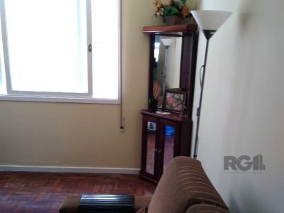 Apartamento à venda com 80m², 2 quartos, 2 vagas no bairro Petrópolis em Porto Alegre - Foto 3