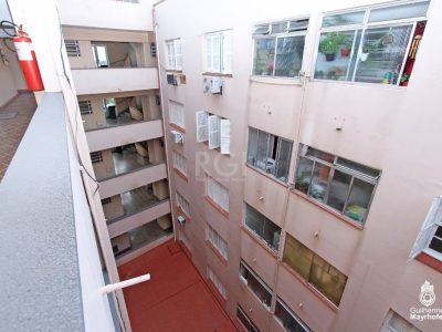 Apartamento à venda com 114m², 3 quartos no bairro Floresta em Porto Alegre - Foto 21