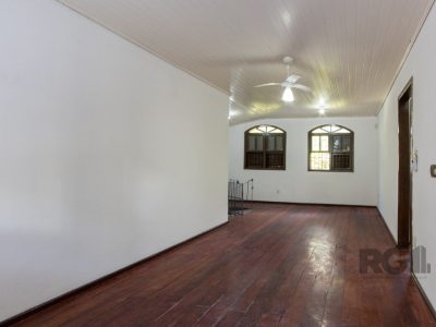 Casa à venda com 186m², 3 quartos, 2 vagas no bairro Ipanema em Porto Alegre - Foto 5