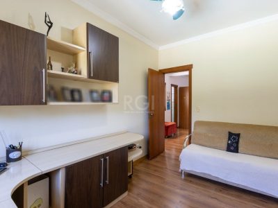 Casa à venda com 222m², 3 quartos, 1 suíte, 4 vagas no bairro Ipanema em Porto Alegre - Foto 27