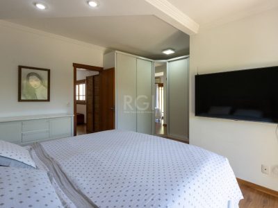 Casa à venda com 222m², 3 quartos, 1 suíte, 4 vagas no bairro Ipanema em Porto Alegre - Foto 39