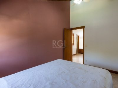 Casa à venda com 222m², 3 quartos, 1 suíte, 4 vagas no bairro Ipanema em Porto Alegre - Foto 43